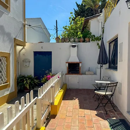 Apartment Retreat Steps From The Ocean #1953 Praia Da Luz